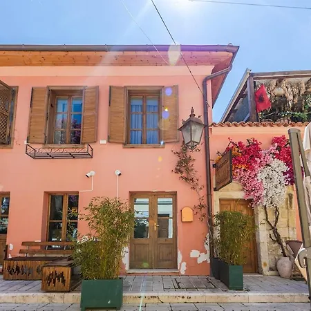 Lemon Heart Of By Pikhost Appartement Vlorë